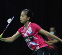 Ke Semifinal Putri Singkirkan Fitriani
